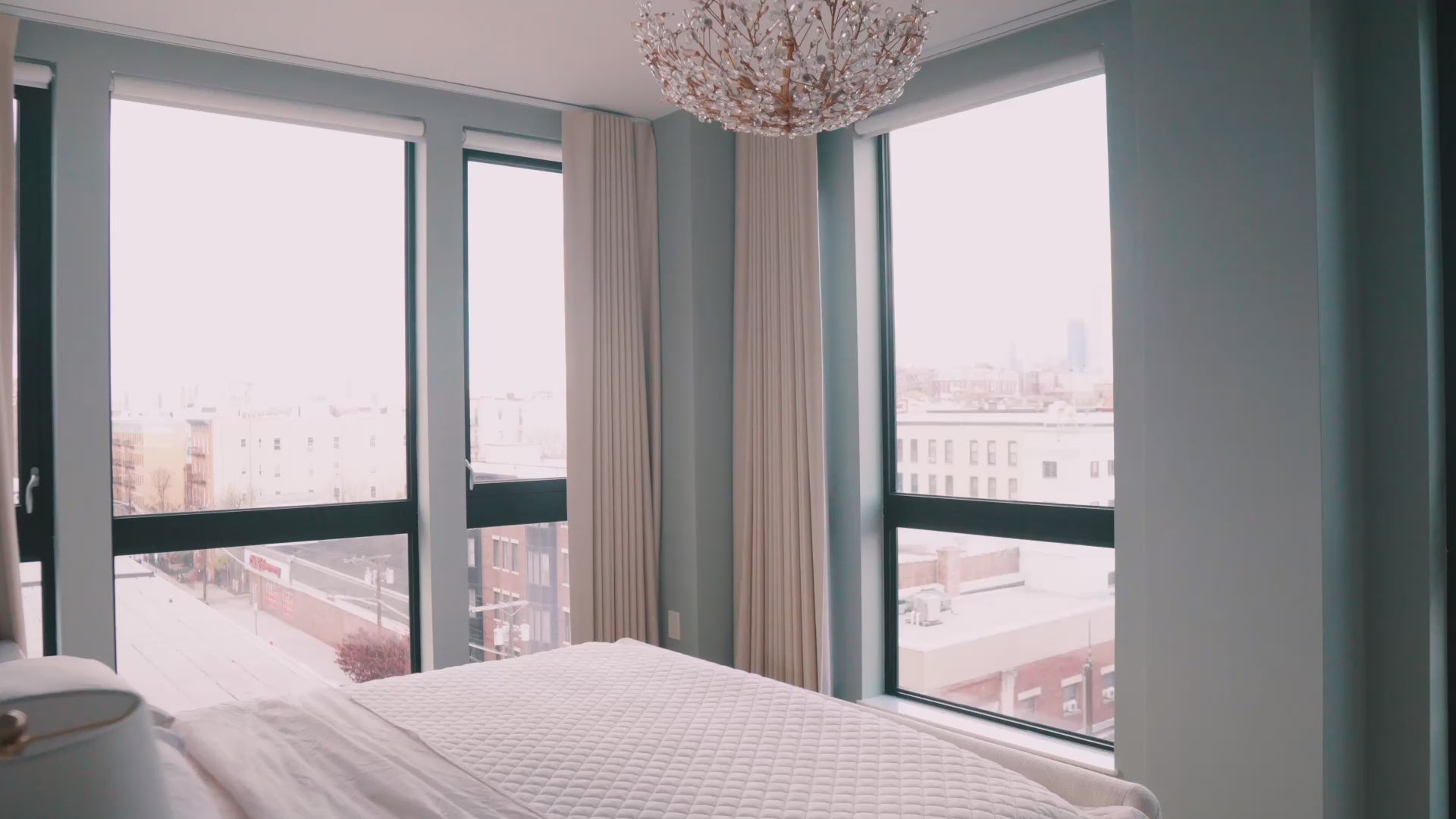 BEDROOM 1.mp4__PID:d94604cc-a5e9-487b-907b-b0ca11188637